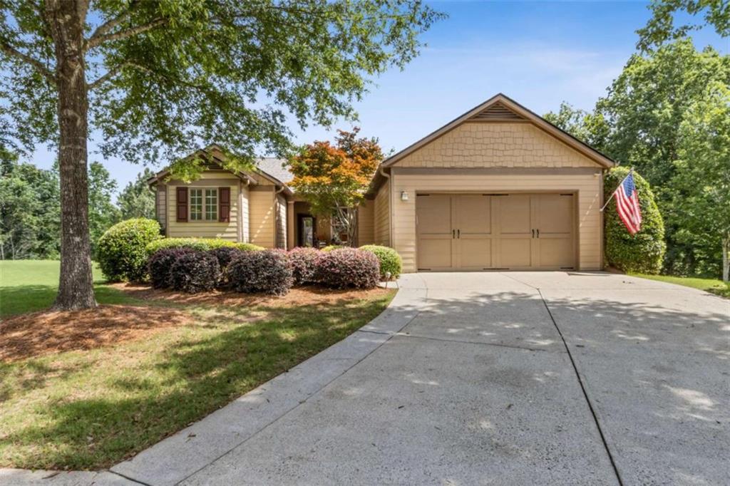 601 Laurel Crossing