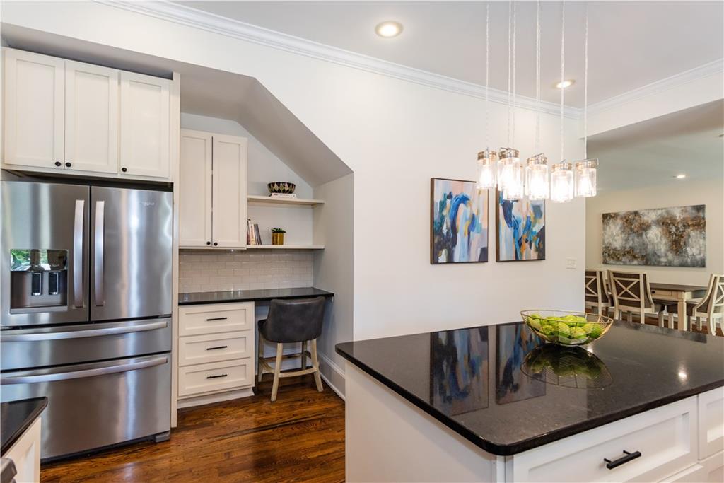 1907 Cambridge Avenue