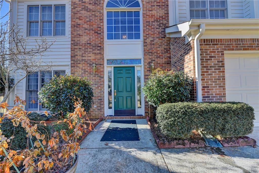 2390 Walnut Grove Way
