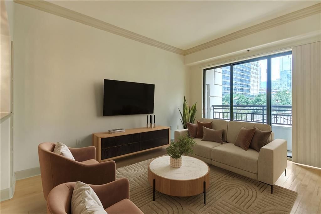 Photo of 3445 Stratford Road NE #305, Atlanta, GA 30326 (MLS # 7685316)