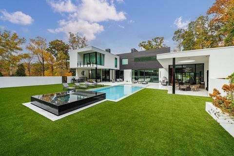 Photo of 380 W Wesley Road NW, Atlanta, GA 30305 (MLS # 7737853)