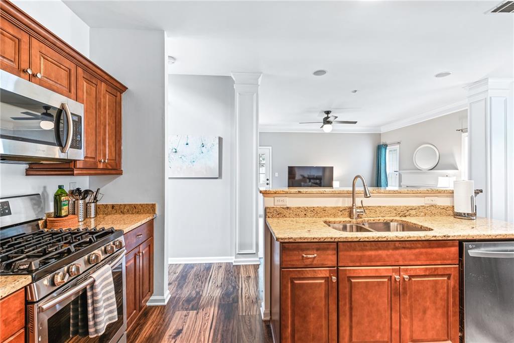 2481 Rosecrest Place NE