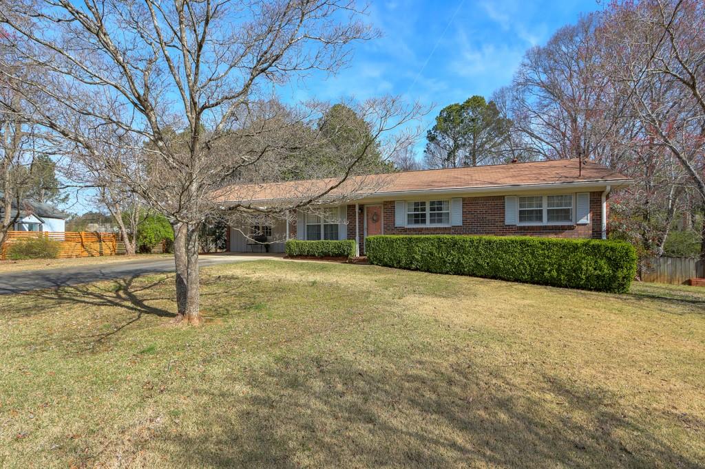 3868 Sharon Drive, Powder Springs, Georgia image 1