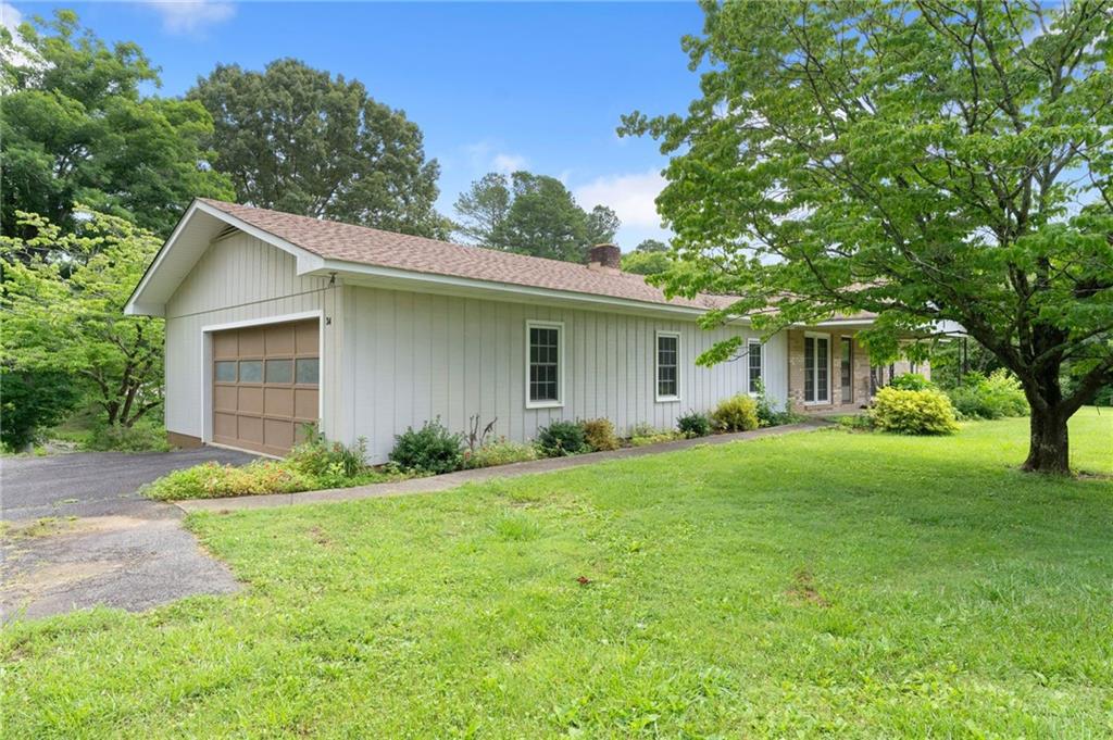 34 Oakmont Drive