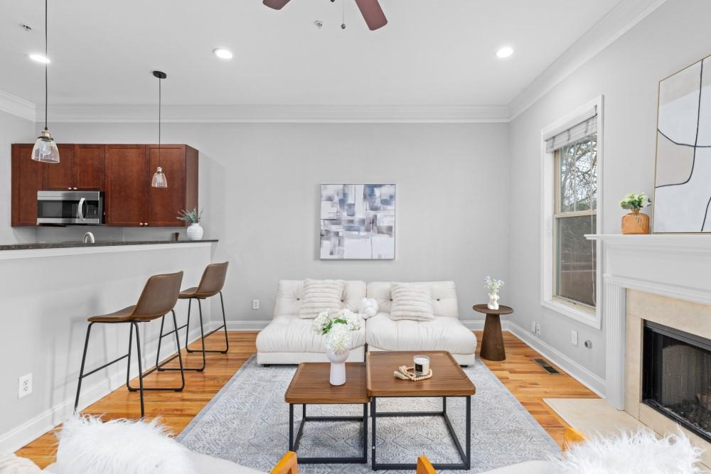 1895 Sterling Oaks Circle