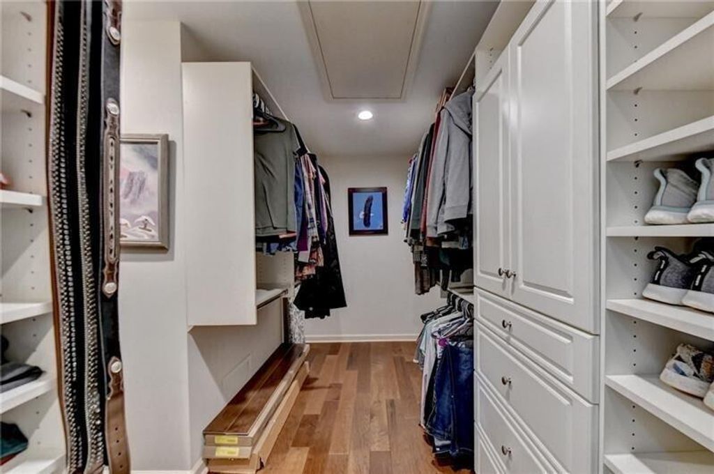 listing image 58