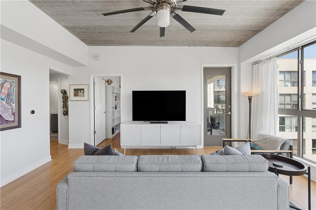 563 Memorial Drive SE 501