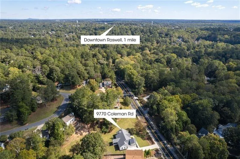 Roswell, Georgia 30075, United States, 4 Bedrooms Bedrooms, ,3 BathroomsBathrooms,Residential,Pending,119912