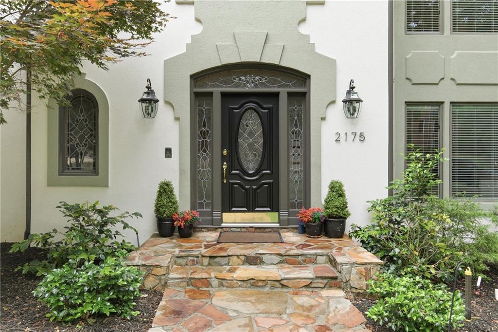 2175 River Cliff Drive