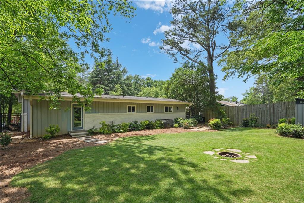 3018 Monterey Drive, Decatur, Georgia image 20