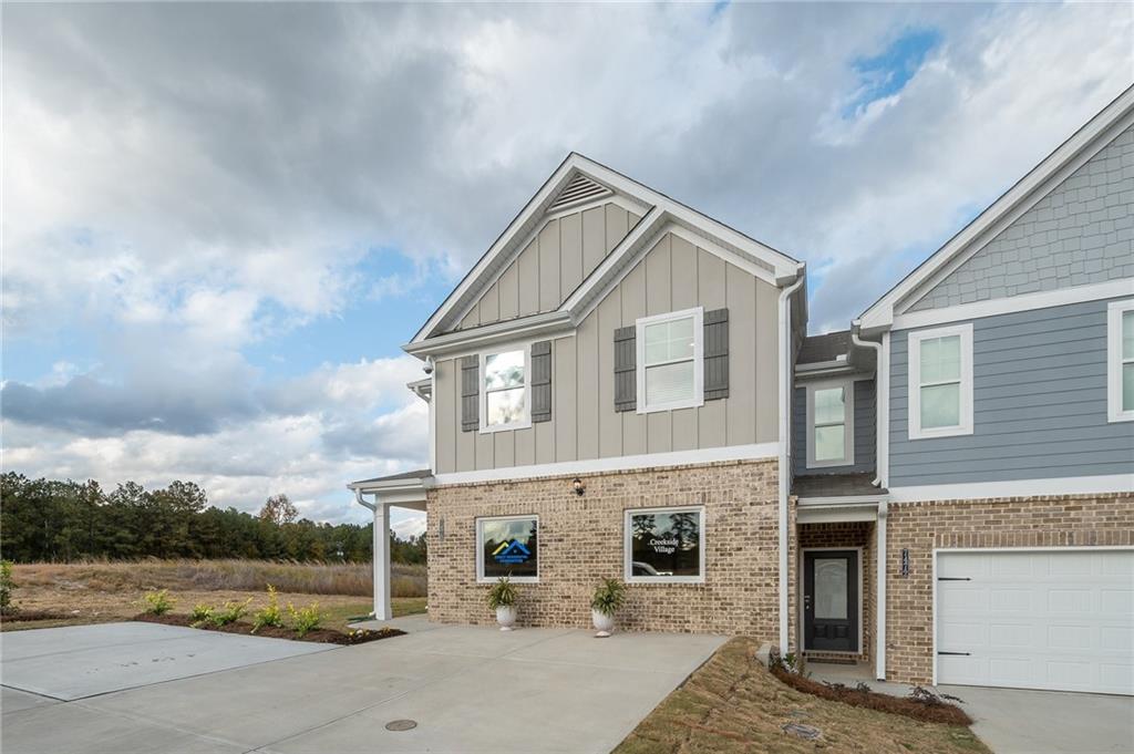 7443 Knoll Hollow Road