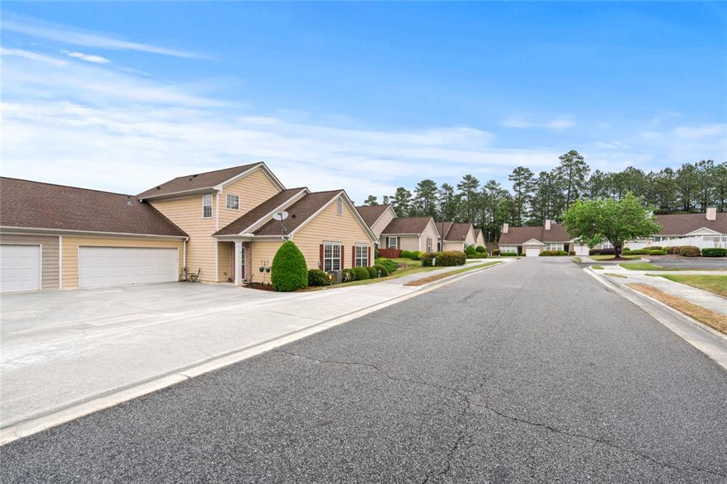 202 Accord Lane SW