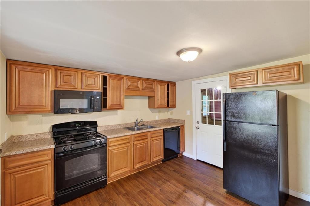 5749 Pinecrest Road