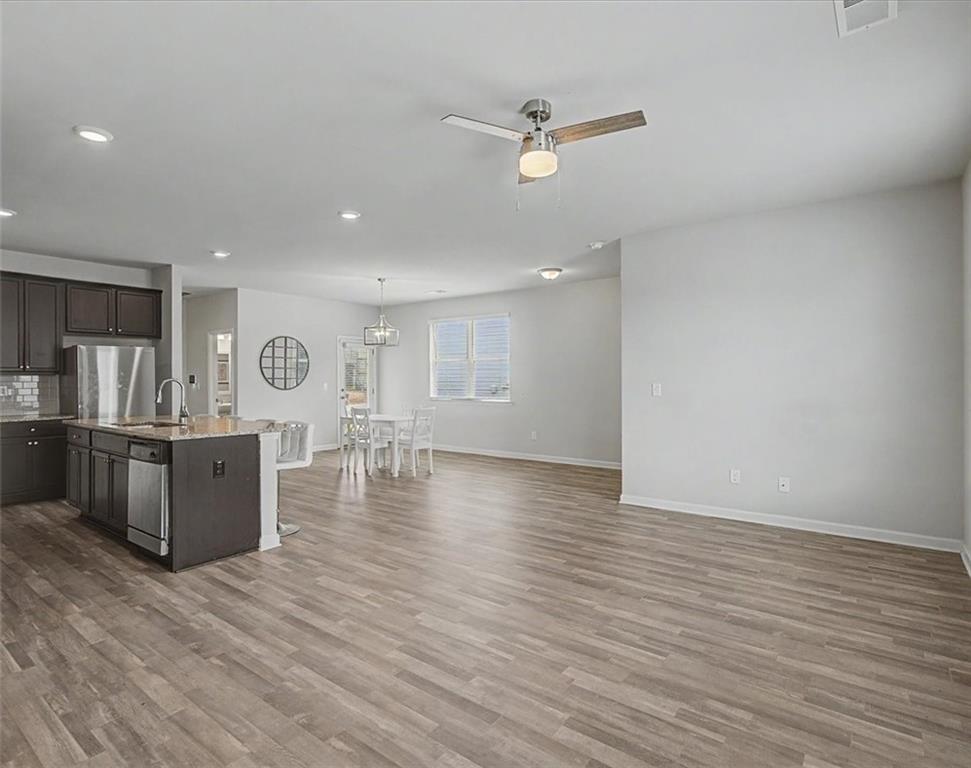 1609 Meadow Crossing