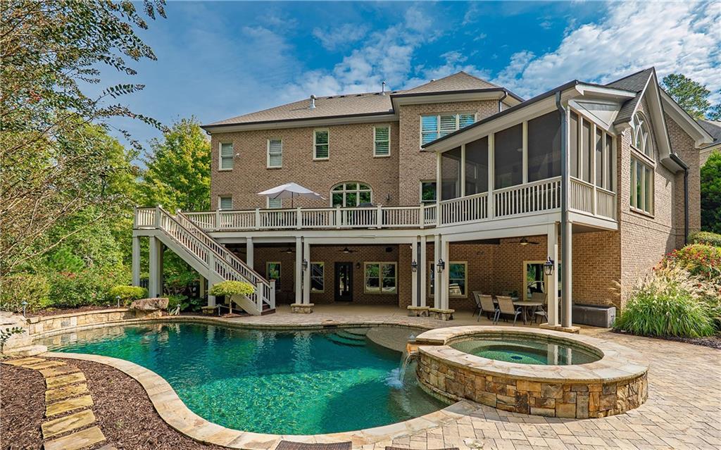 16750 Quayside Drive