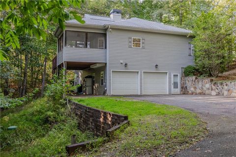 A home in Dahlonega