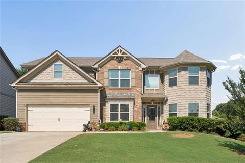 Homes For Sale - 5752 Shore Isle Court<br/> Flowery Branch, GA 30542