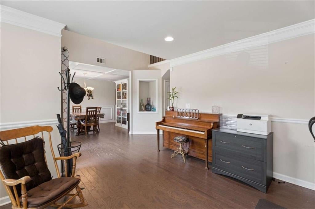 5752 Shore Isle Court