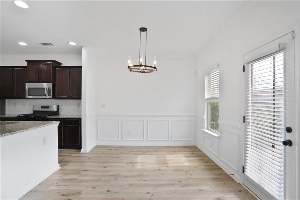 2528 Morgan Chase Drive, Buford, Georgia image 7