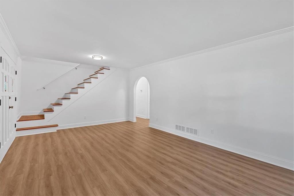 Colonial Park - Residential