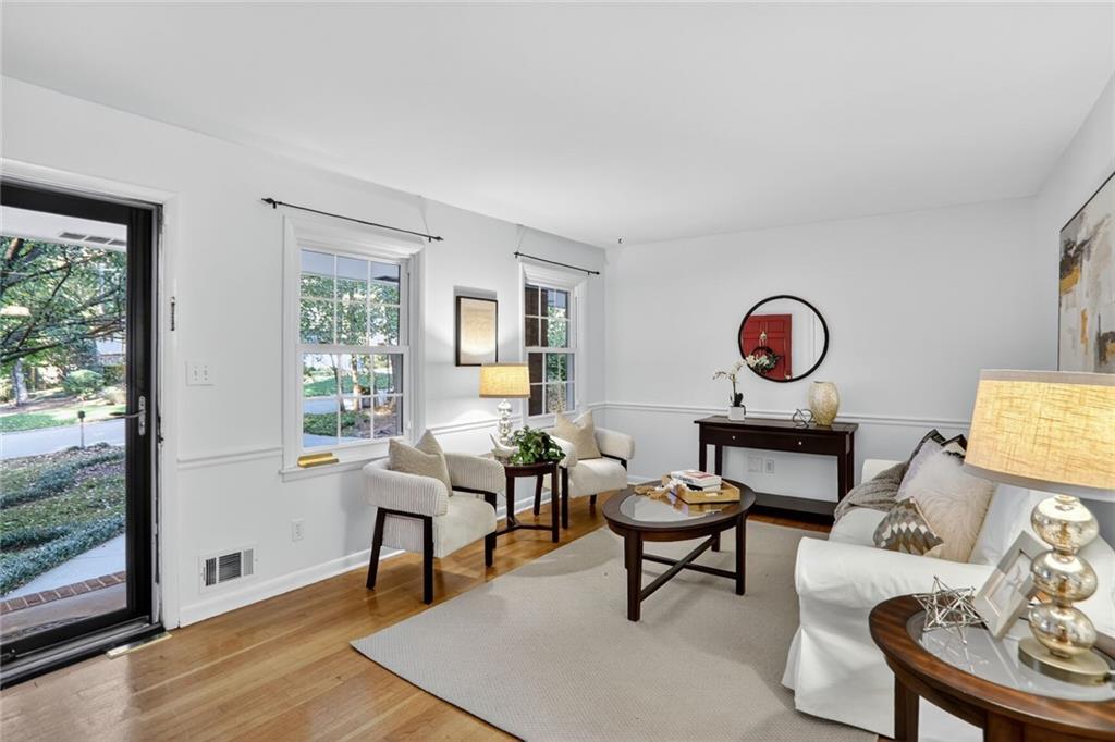 3873 Gloucester Drive