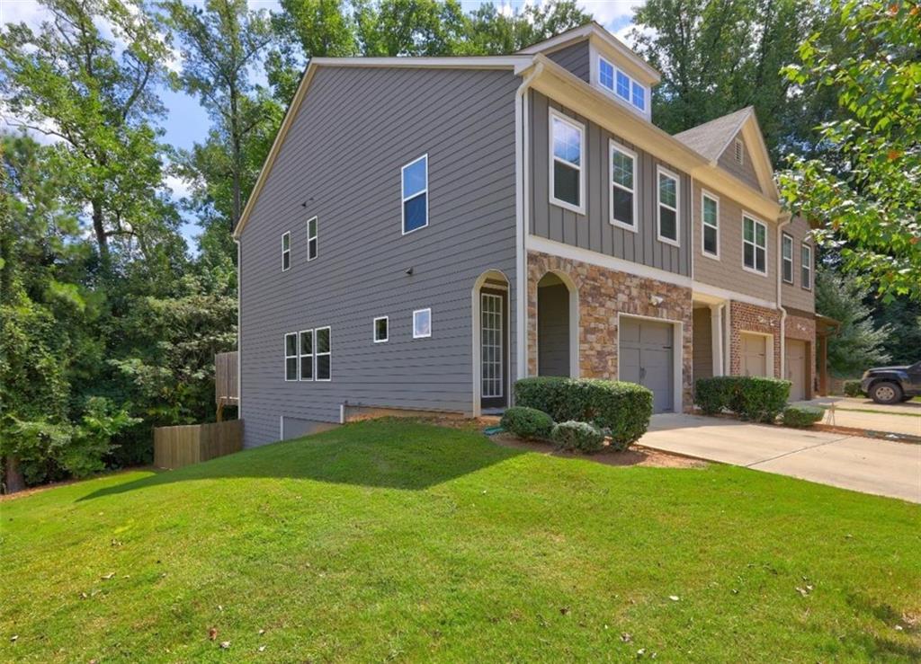 2256 Triple Crown Lane