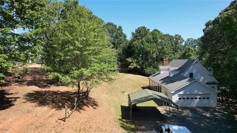 A home in Suwanee