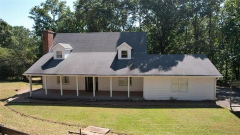 A home in Suwanee