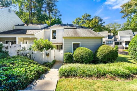 Photo of 2632 Briarwood Drive SE, Marietta, GA 30067 (MLS # 7667714)