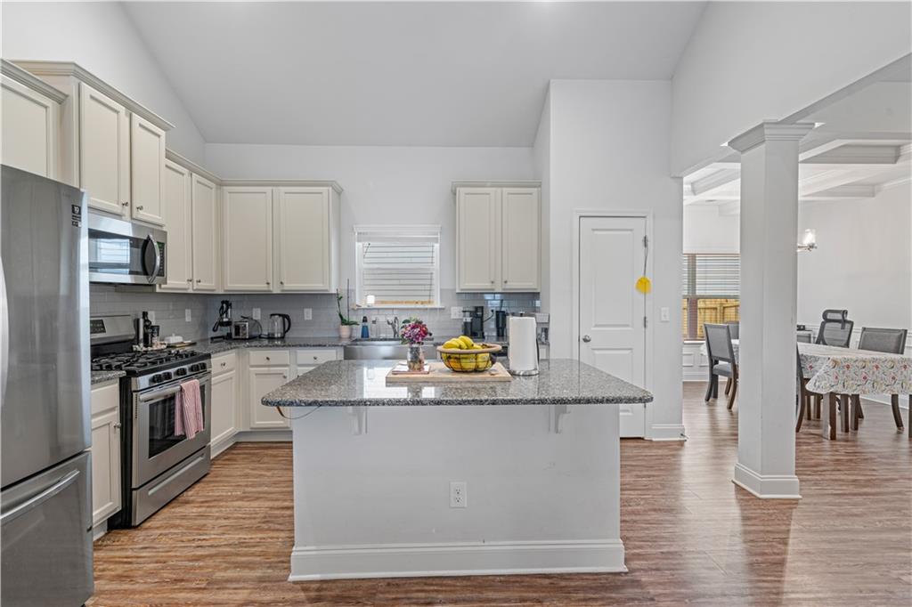 25 Blarneystone Way, Adairsville, Georgia image 2