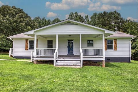 Homes For Sale - 2122 Browntown Road<br/> Rockmart, GA 30153