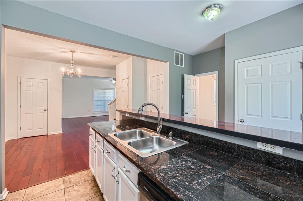 1331 Memorial Drive, Atlanta, Georgia image 9