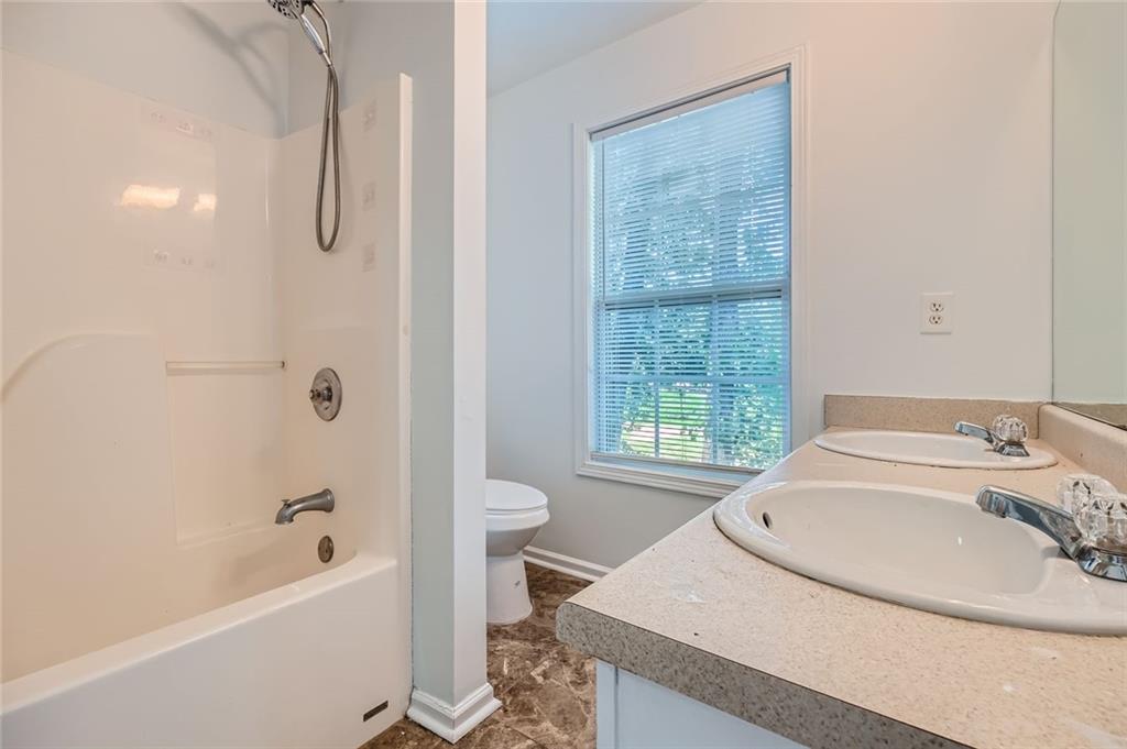 1331 Memorial Drive, Atlanta, Georgia image 17