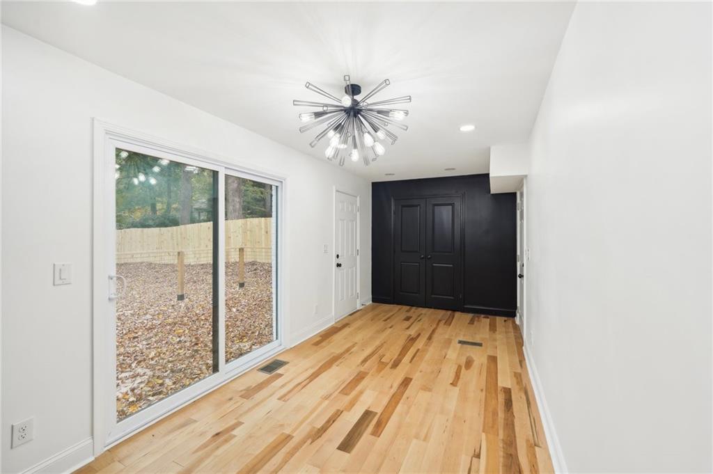 2396 Sunset Drive, Atlanta, Georgia image 7