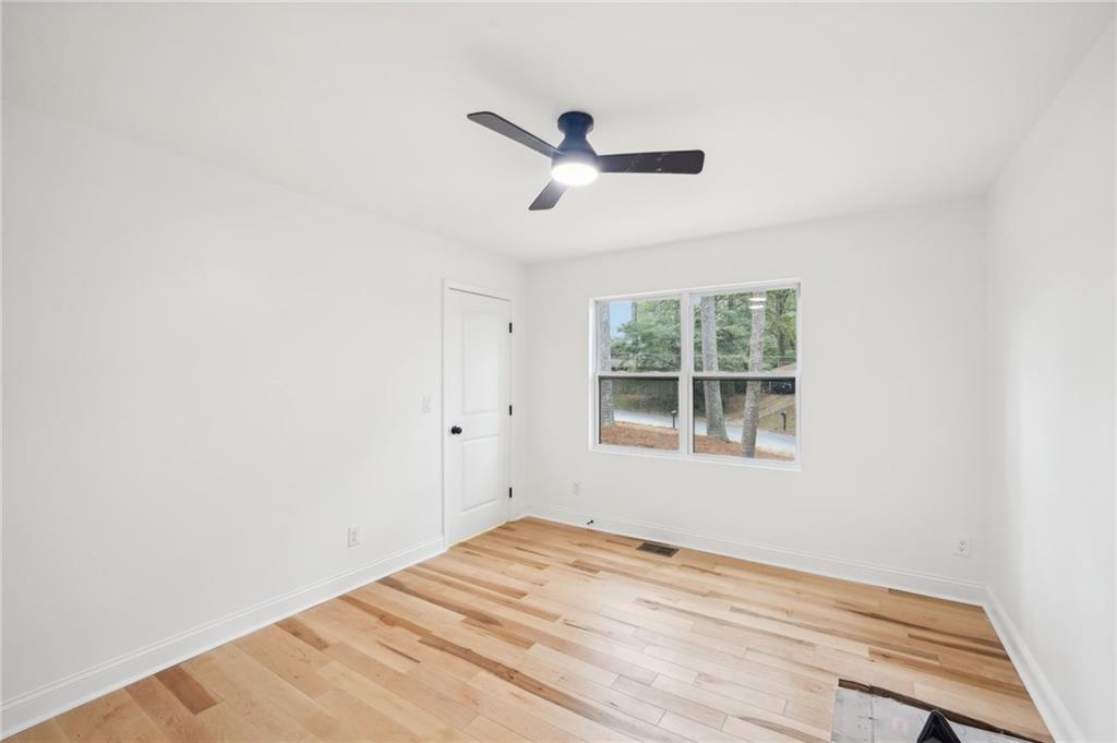 2396 Sunset Drive, Atlanta, Georgia image 16
