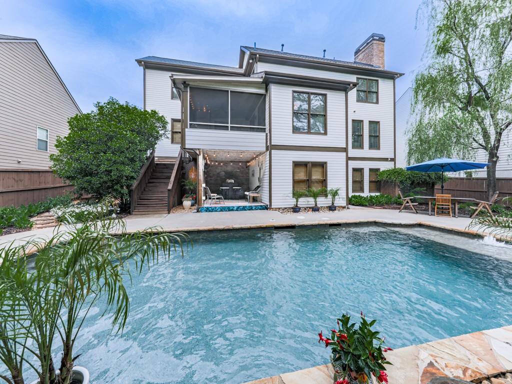 215 Haleys Court