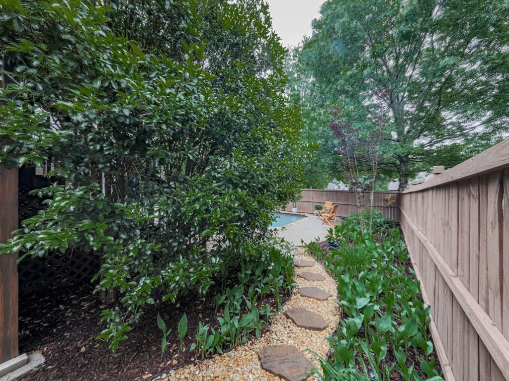 215 Haleys Court, Woodstock, Georgia image 45