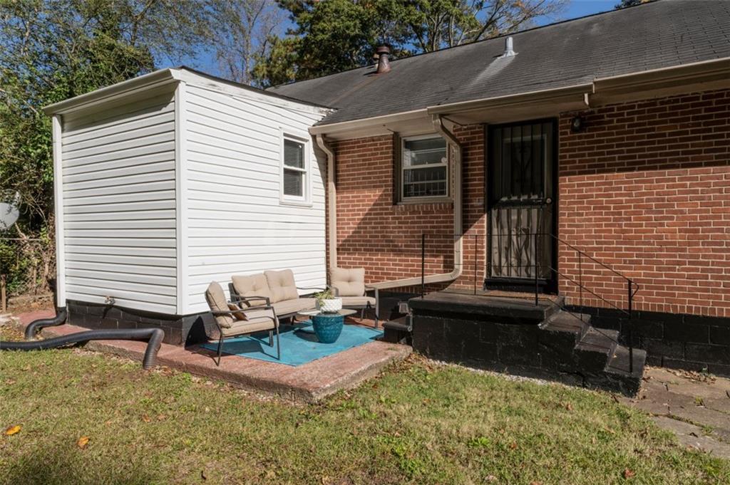 547 SW Westmeath Drive SW