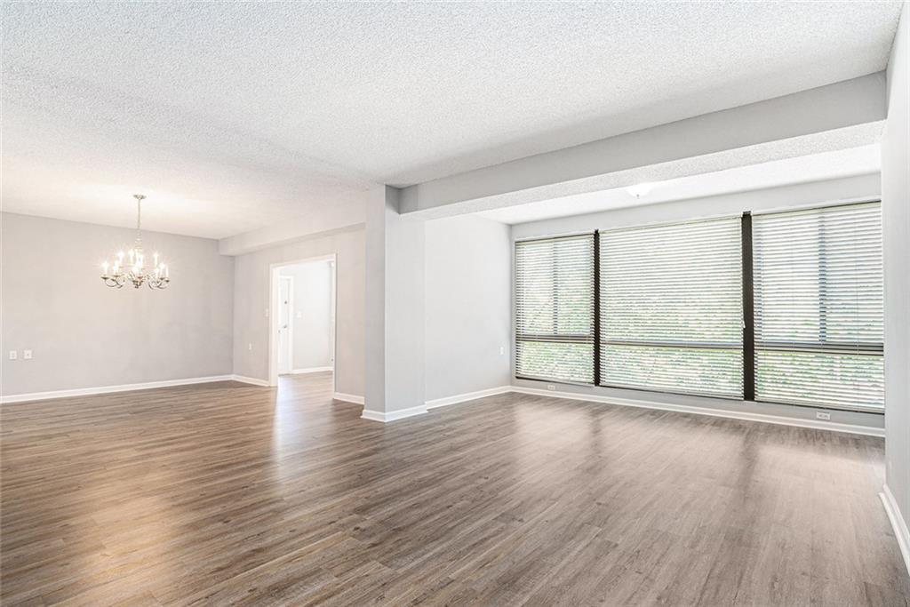 1800 Clairmont Lake 412