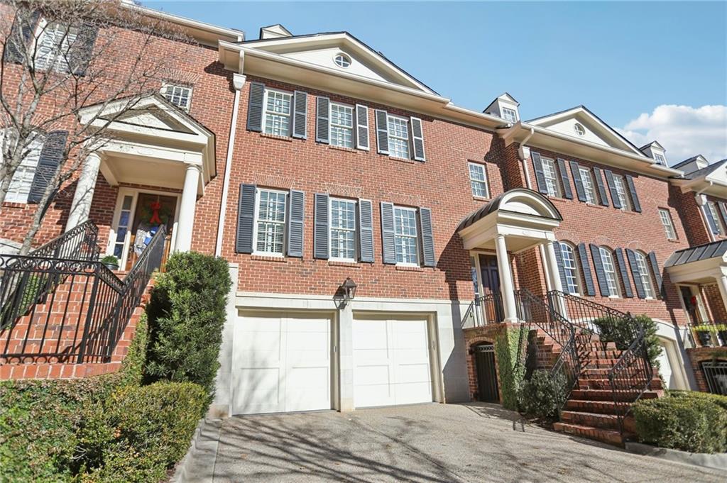 2806 RUMSON Court NE