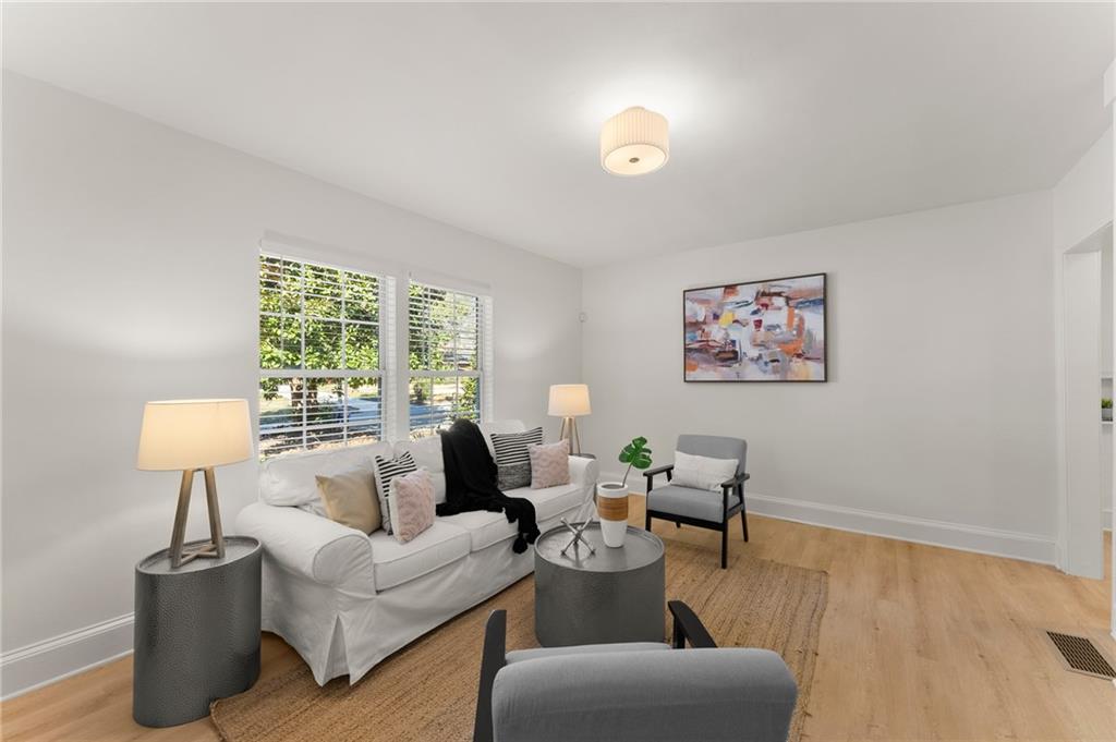 1428 Pinehurst Drive SW