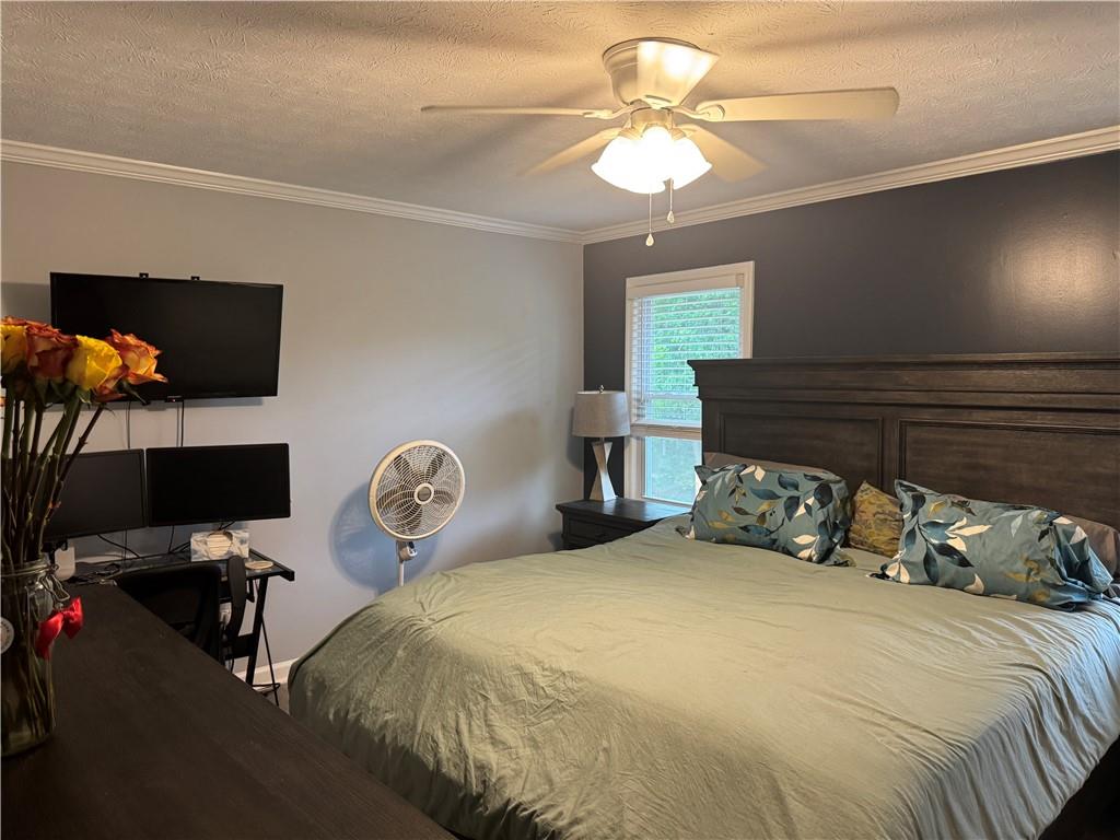 2298 Hillbriar Drive, Buford, Georgia image 21