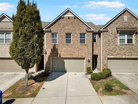 2126 Knoll Place NE Atlanta GA 30329
