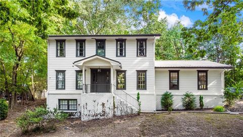 813 Lakeshore Drive Berkeley Lake GA 30096