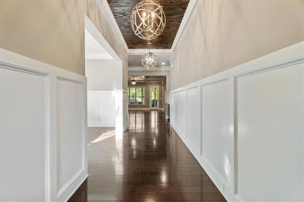 Mabry Manor - Residential