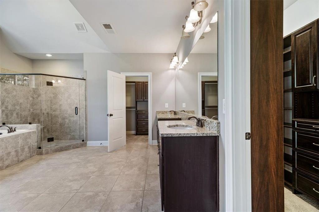 Mabry Manor - Residential