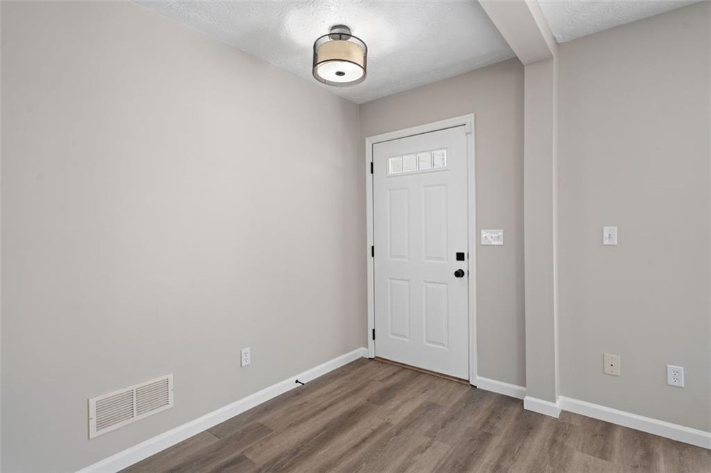 826 Shore Drive, Lithonia, Georgia image 6
