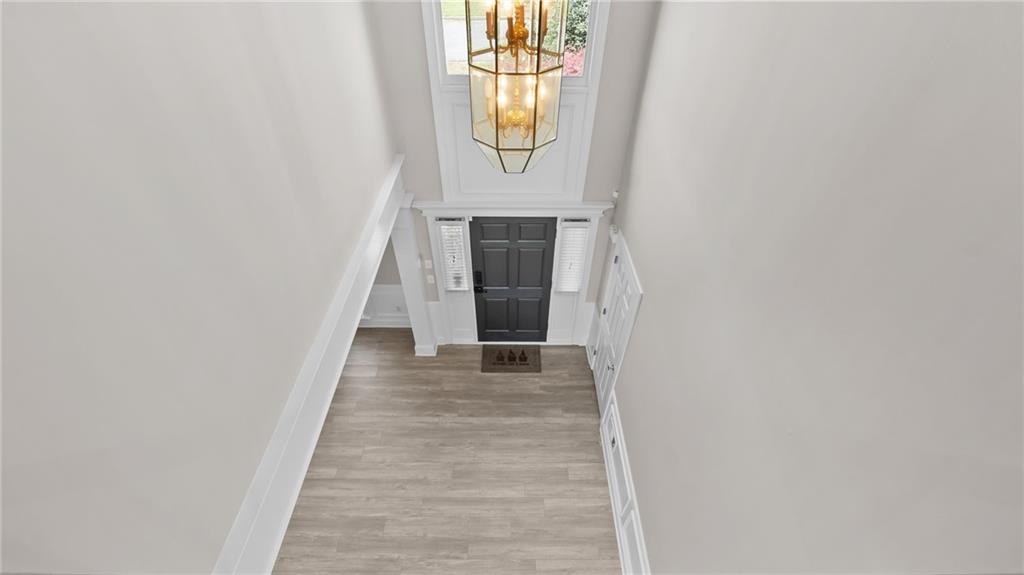 300 Craighead Drive, Sandy Springs, Georgia image 8