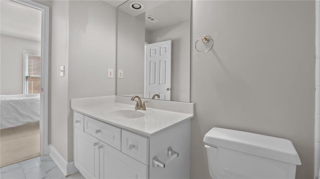 300 Craighead Drive, Sandy Springs, Georgia image 31
