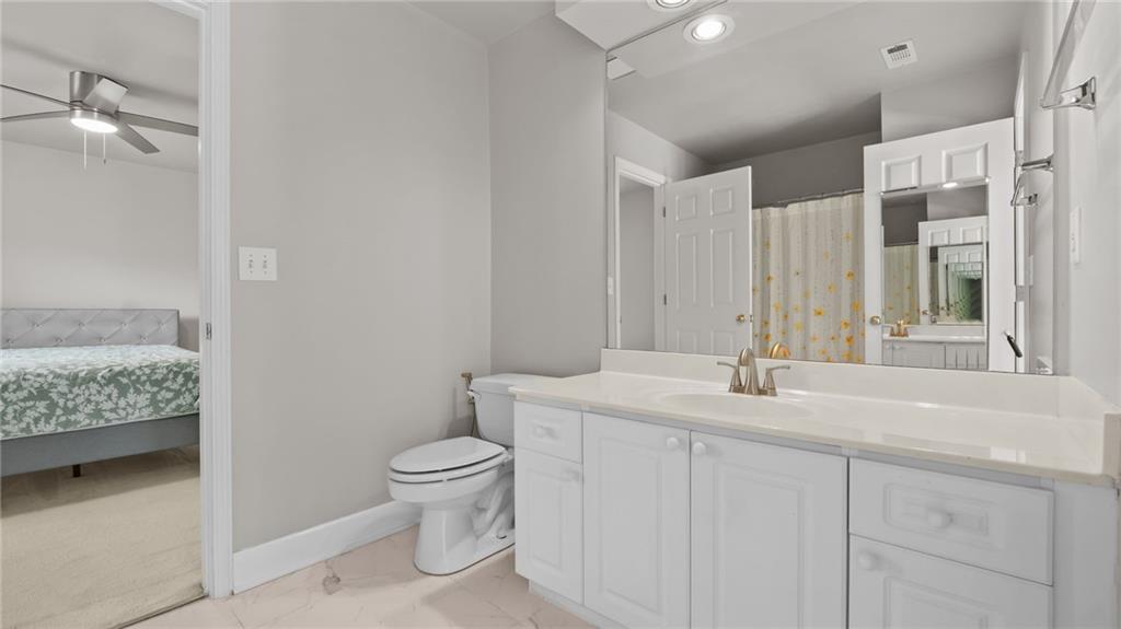 300 Craighead Drive, Sandy Springs, Georgia image 32